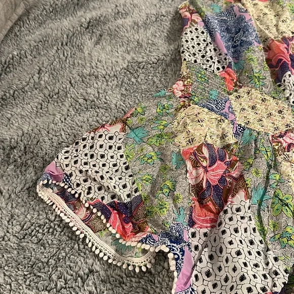 Victoria’s Secret bathing suit cover-up - Picture 2 of 5